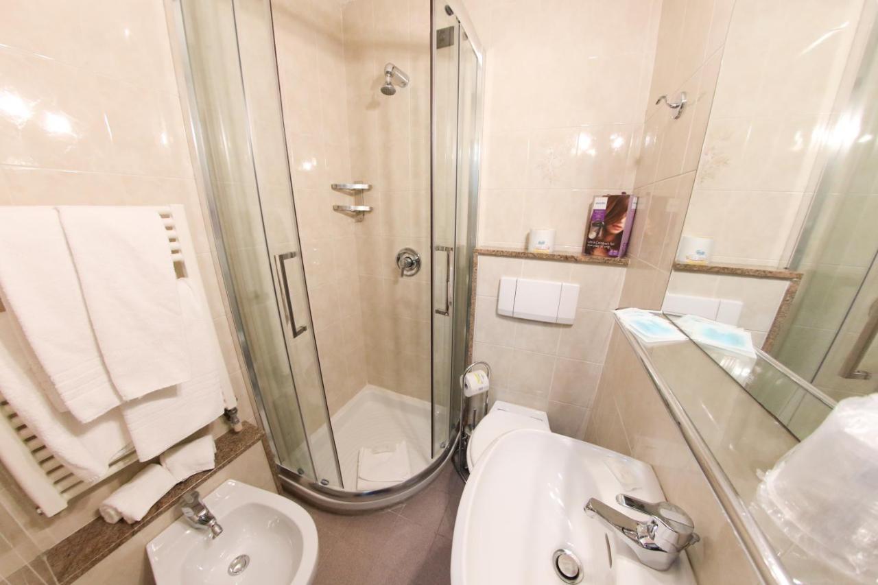 Hotel Sporting เบรยล์-แชร์วิเนีย ภายนอก รูปภาพ