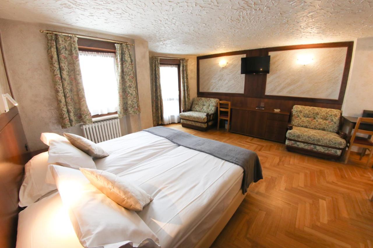 Hotel Sporting เบรยล์-แชร์วิเนีย ภายนอก รูปภาพ